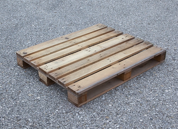 1200x1000, gebraucht, mittelschwere Ausführung, belastbar bis ca. 1200 kg