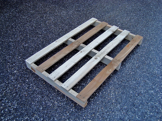Kufenpalette 1200x800x106 IPPC, neu, 5 Deckbretter 16 mm, belastbar bis ca 800 kg