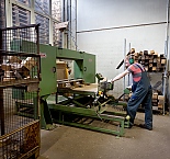 maschinelle Palettenzerlegung